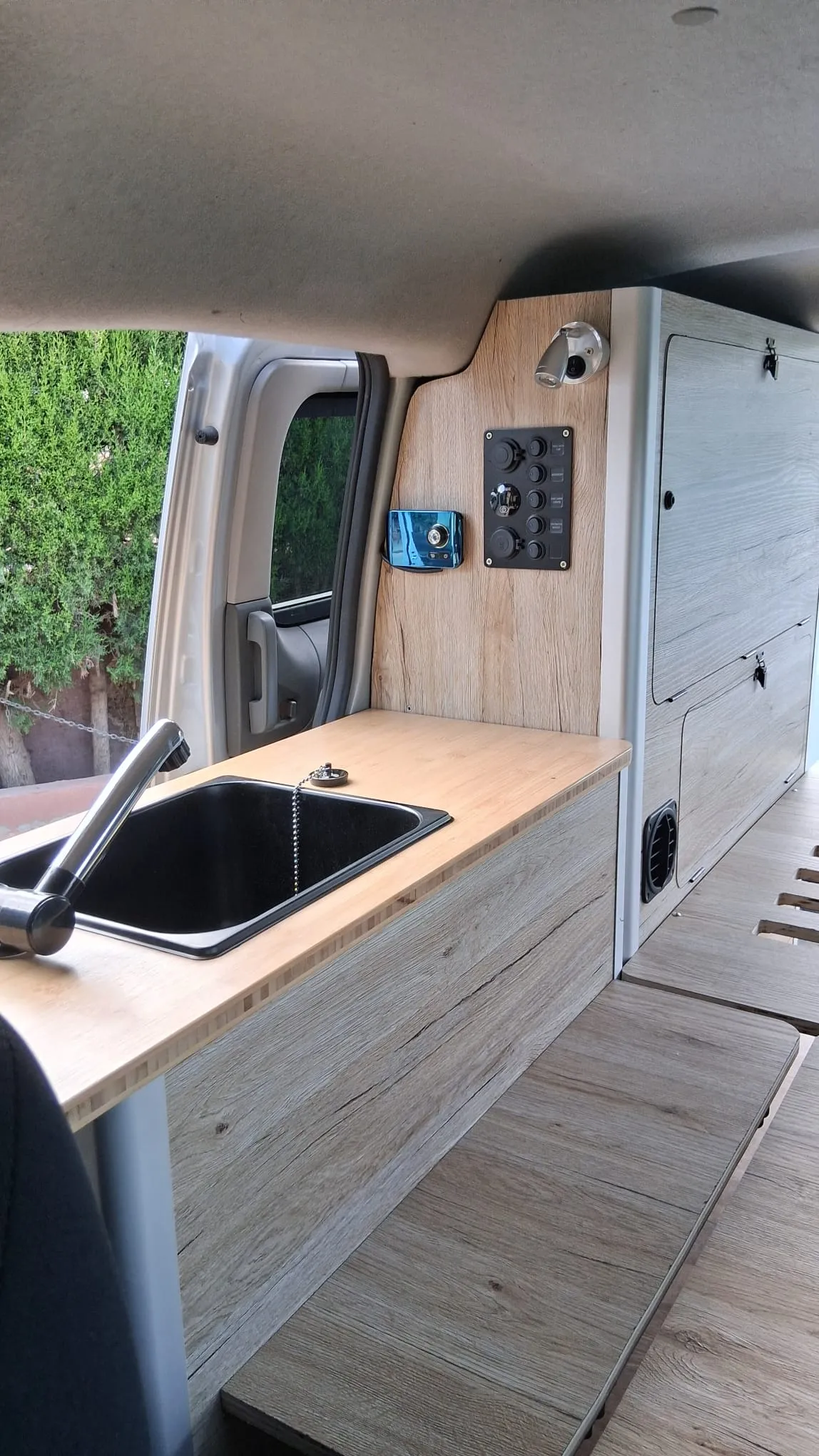Camperización de Nissan NV200