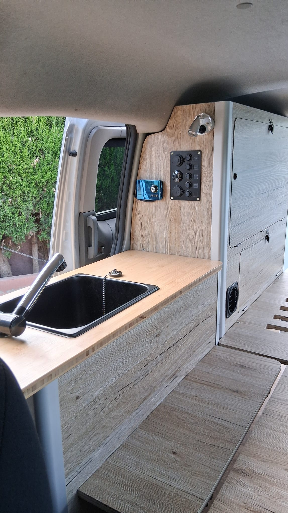 A screenshot 0 of Camperización de Nissan NV200